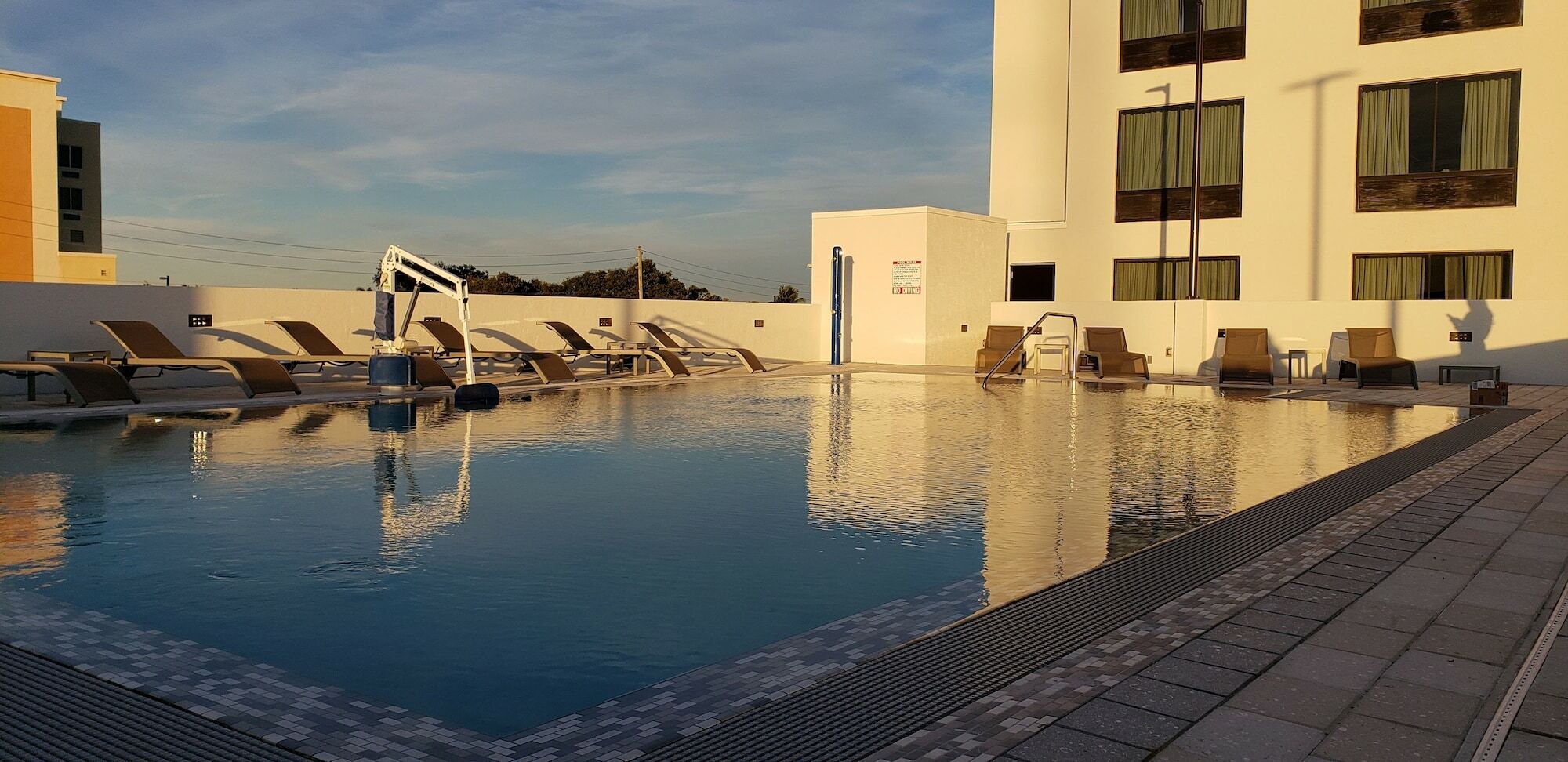 Wyndham Garden Ft Lauderdale Airport & Cruise Port Hotel Dania Beach Exterior photo